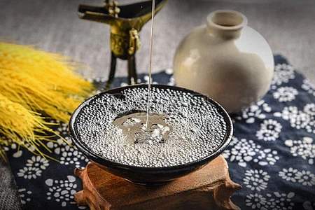 弥漫在《诗经》中的悠悠酒香